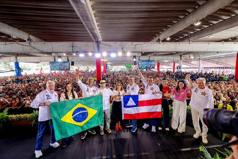 Lula reforça o time de Jerônimo, Wagner, Rui e Jorge Solla na convenção estadual do PT