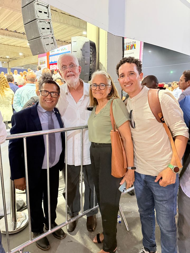 27/03 - Assinatura de Convênios - Vem mais por aí, por toda Bahia - Local: Parque de exposições