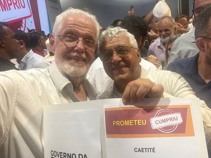 27/03 - Assinatura de Convênios - Vem mais por aí, por toda Bahia - Local: Parque de exposições
