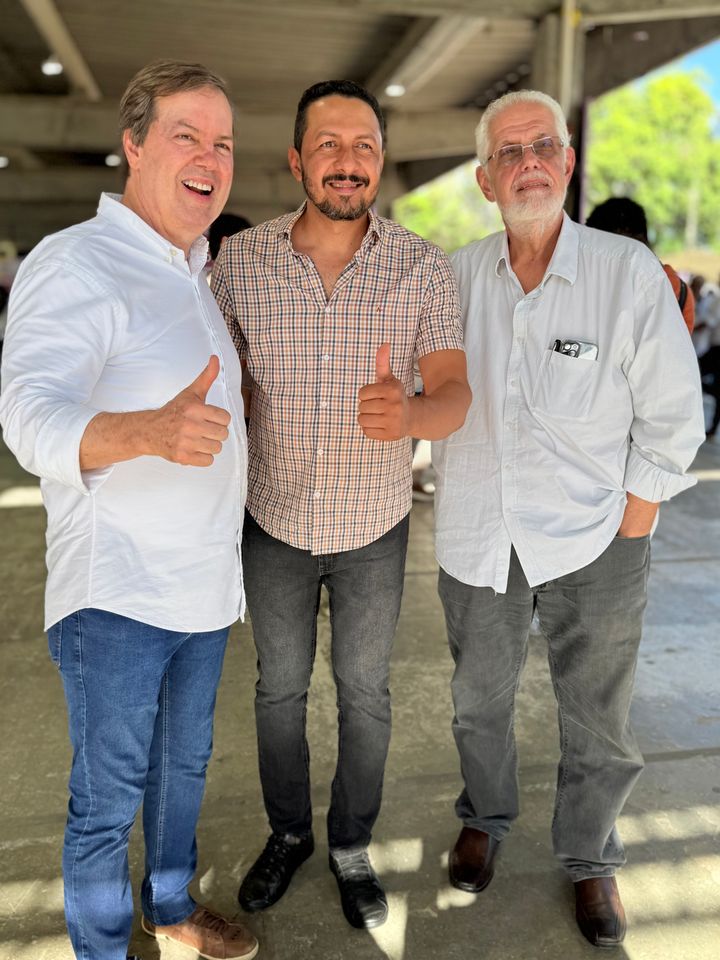 27/03 - Assinatura de Convênios - Vem mais por aí, por toda Bahia - Local: Parque de exposições