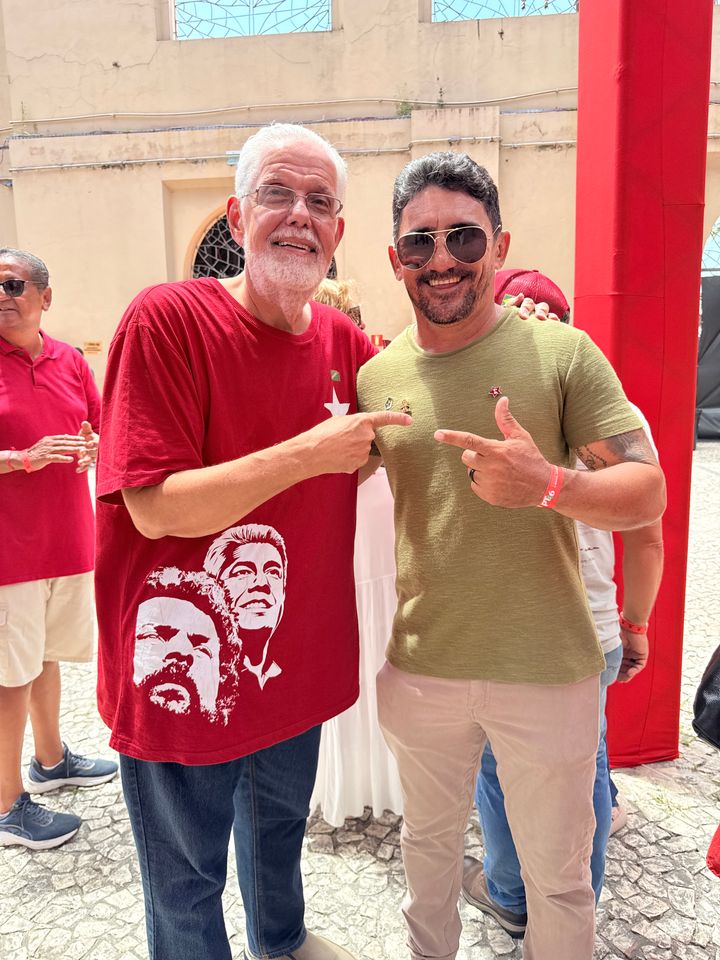 07/02 - 46 anos do PT