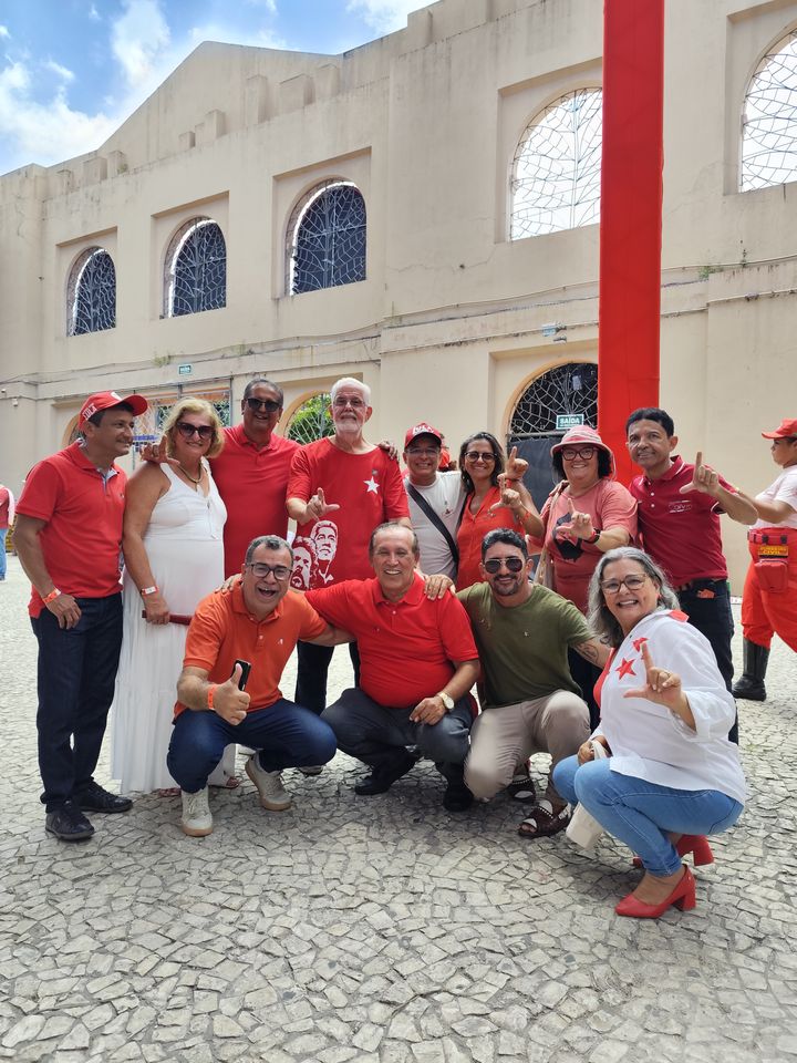07/02 - 46 anos do PT