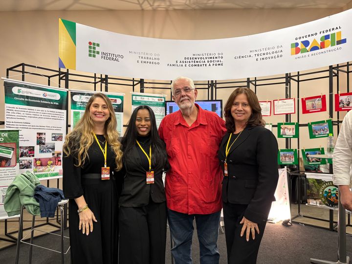 10/05/25 - Visita á Feira de Economia Popular e Solidaria
