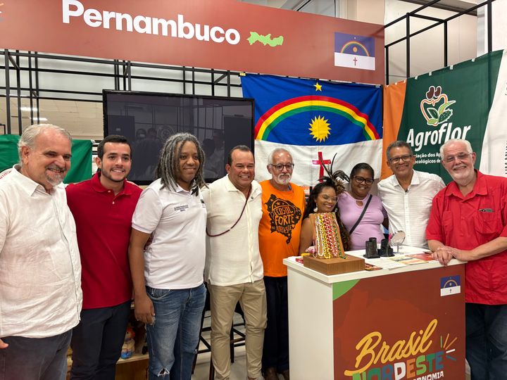 10/05/25 - Visita á Feira de Economia Popular e Solidaria