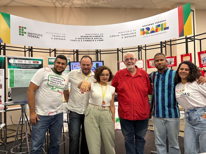 10/05/25 - Visita á Feira de Economia Popular e Solidaria