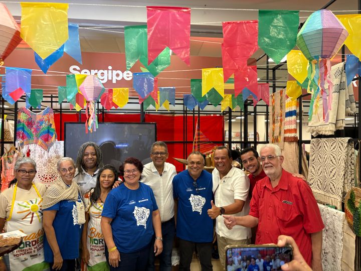 10/05/25 - Visita á Feira de Economia Popular e Solidaria