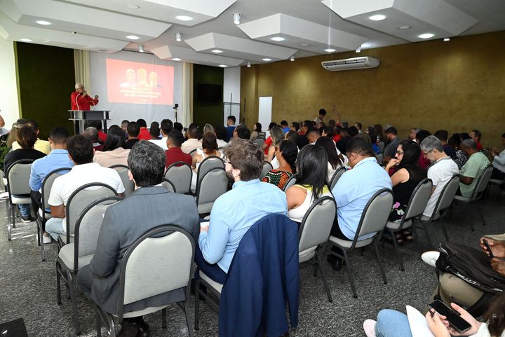 Seminário  37
