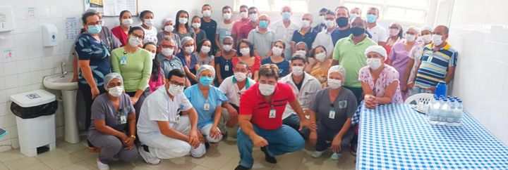 Entrega de aparelho de Raio-X em Hospital de Ubaíra
