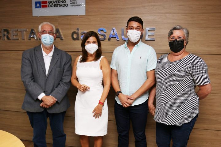 Reunião na Secretaria de Saúde do Estado (Sesab)