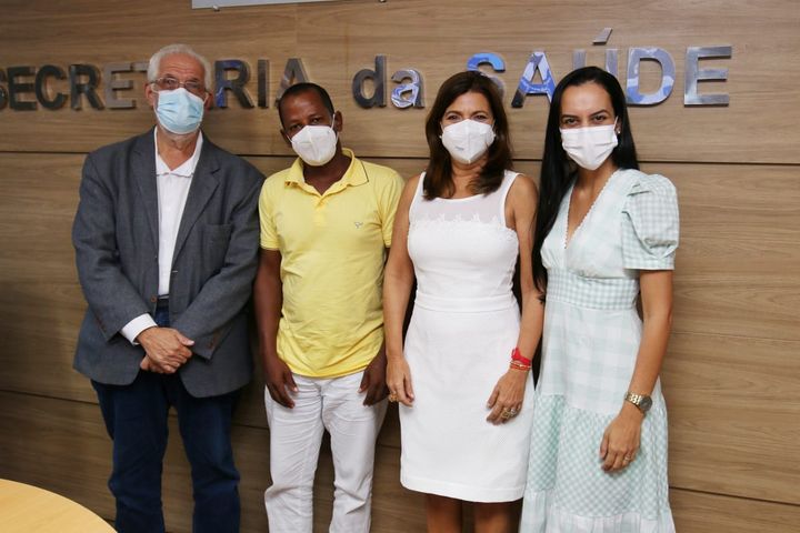 Reunião na Secretaria de Saúde do Estado (Sesab)