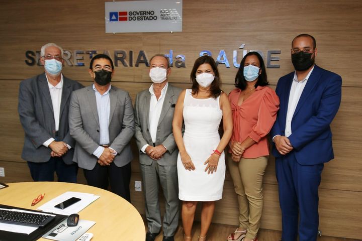 Reunião na Secretaria de Saúde do Estado (Sesab)