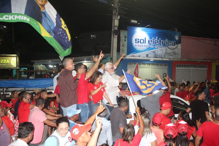 Caminhada e comício com o #TimeDeLula em #Jequié