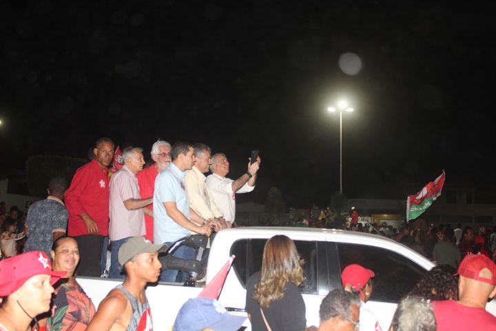 Caravana do 13 em #SantaBárbara e #Serrinha